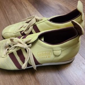 Adidas Chile 62 beige and maroon sneakers